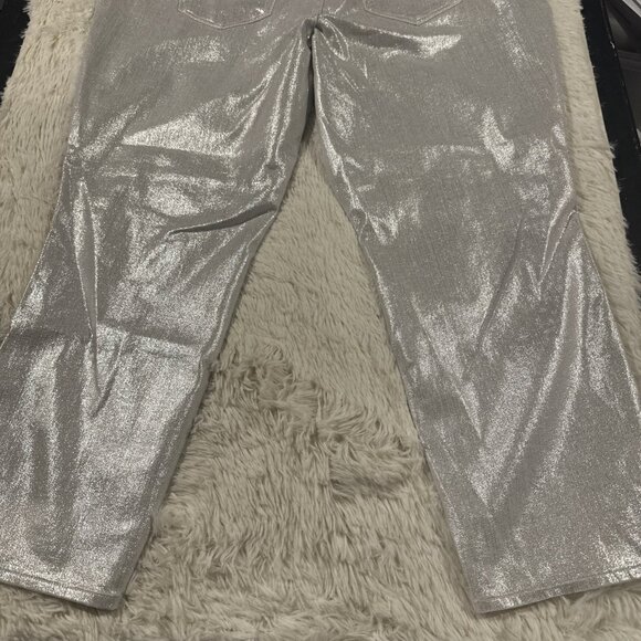 Old Navy womens NWT OG Loose Fit Jeans icicle shimmer 22 stretch - Picture 13 of 14